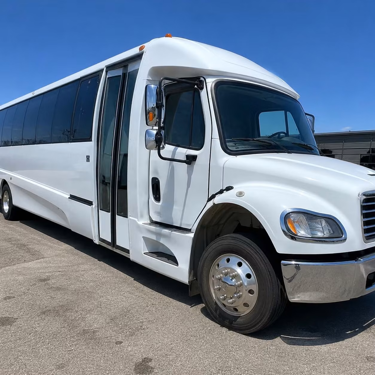 15 passenger minibus