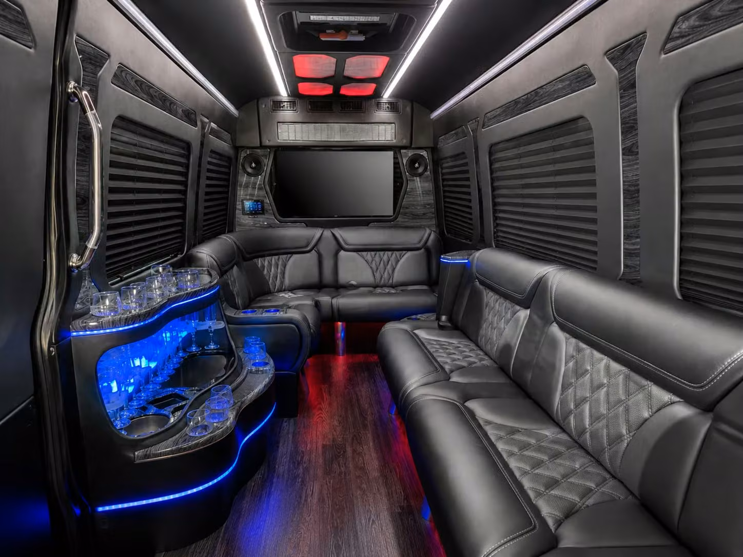 reliable long distance shuttle transportation for tempe corporate groups