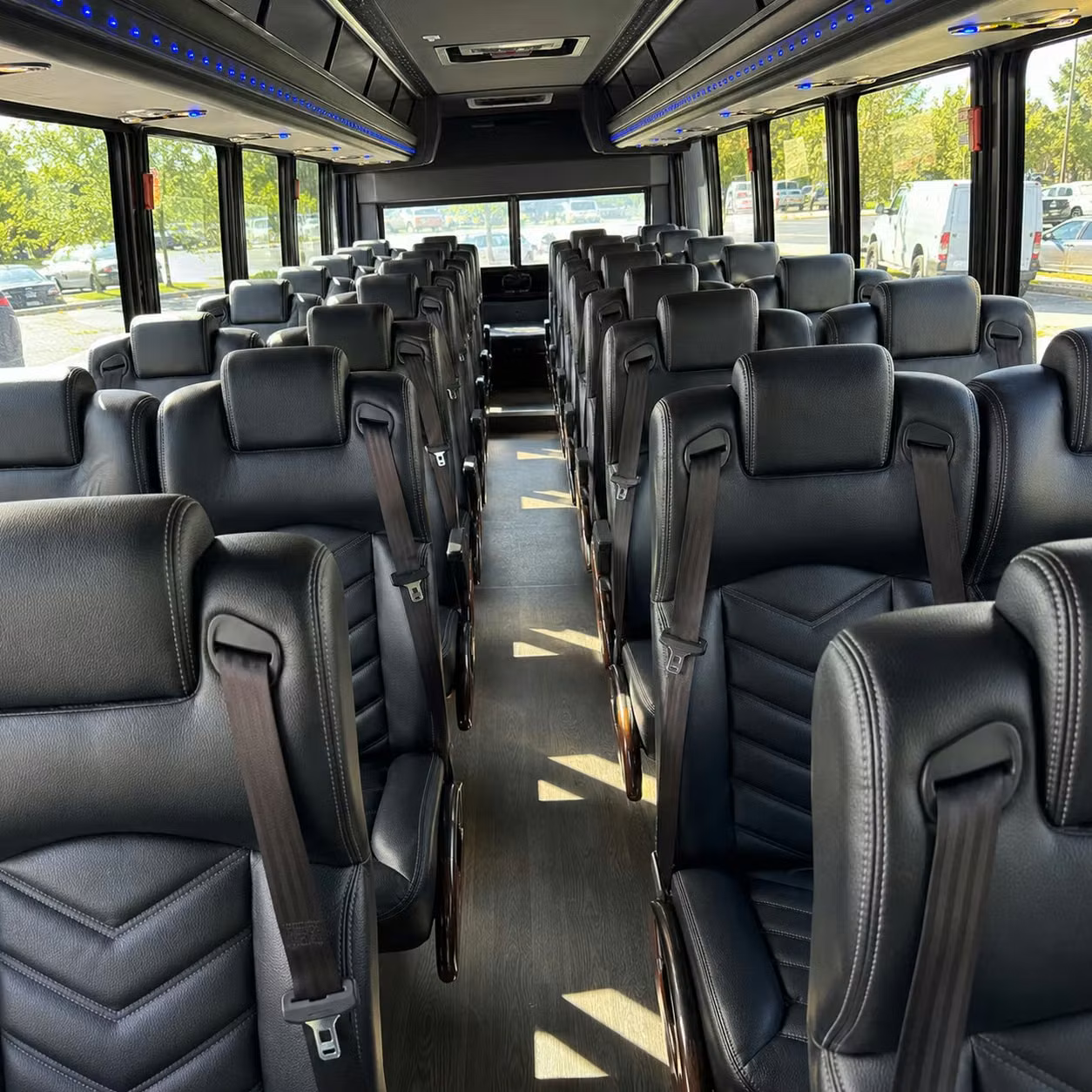 tempe 28 passenger minibus rental